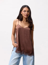 Catwalk Junkie Catwalk Junkie Top Bruin