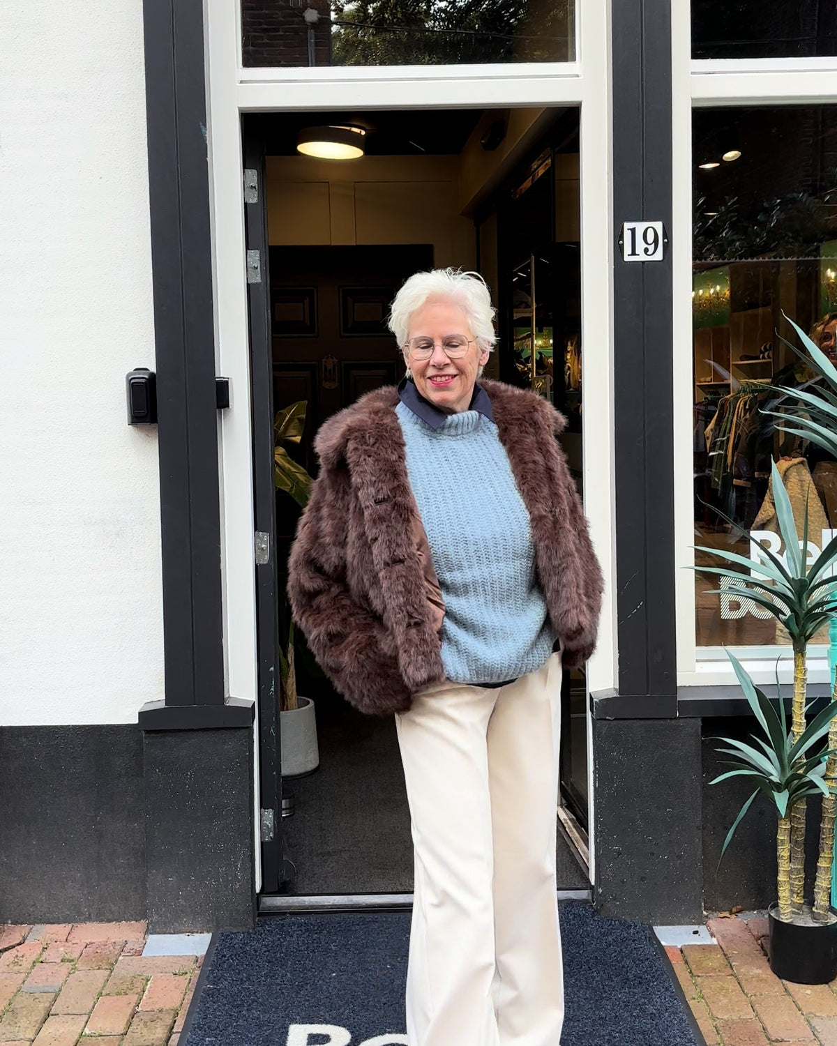 Annet's Look – Warm bont & ijsblauw