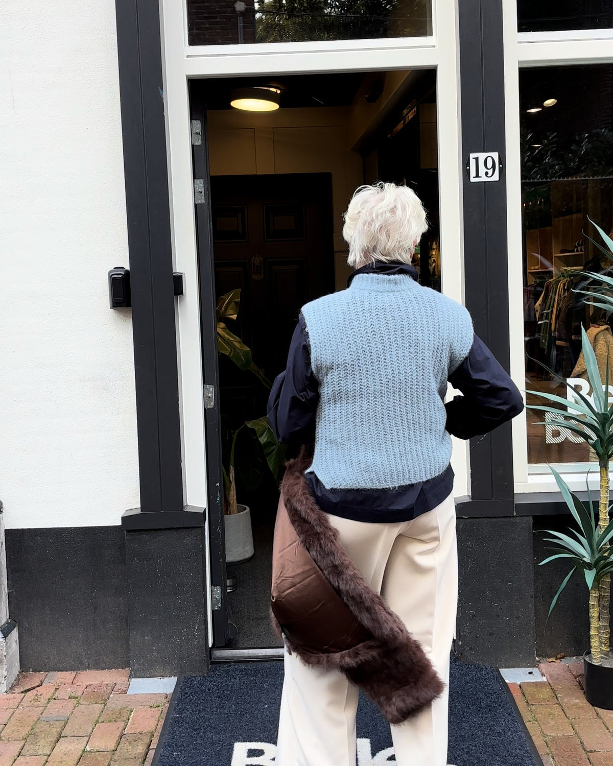Annet's Look – Warm bont & ijsblauw