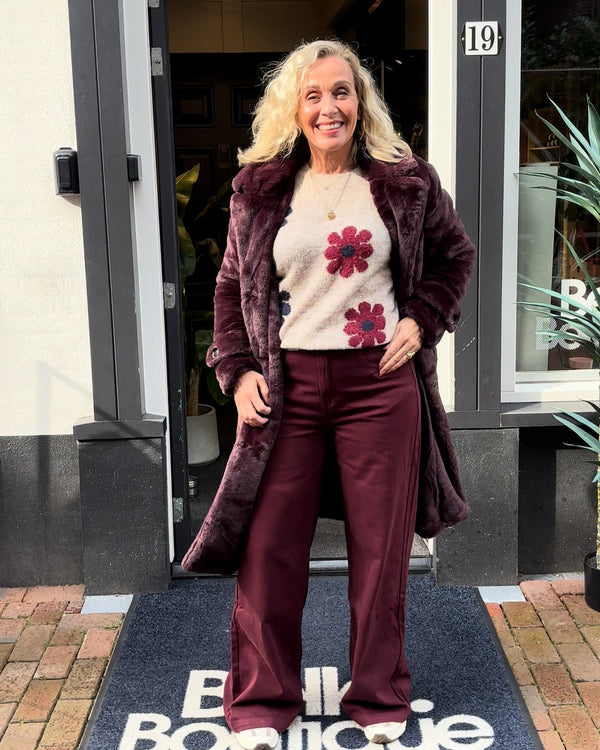 Simone's Look – Bloemen & bordeaux