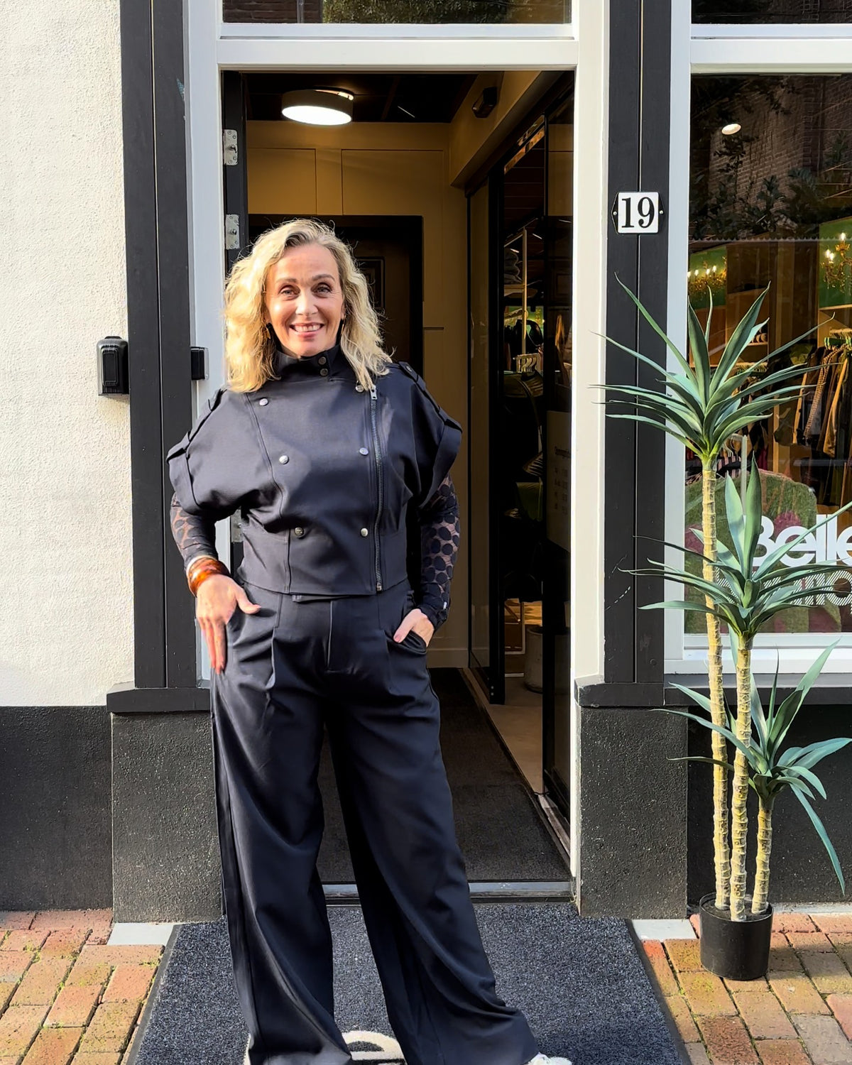 Simone's Look – Total look in navy